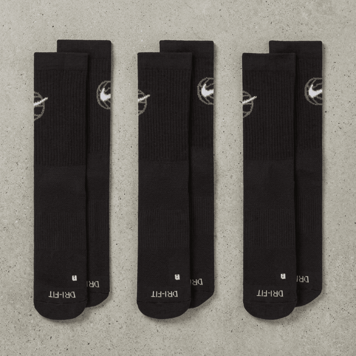 NIKE Everyday 籃球中筒襪 DA2123 - 010 - ISFN